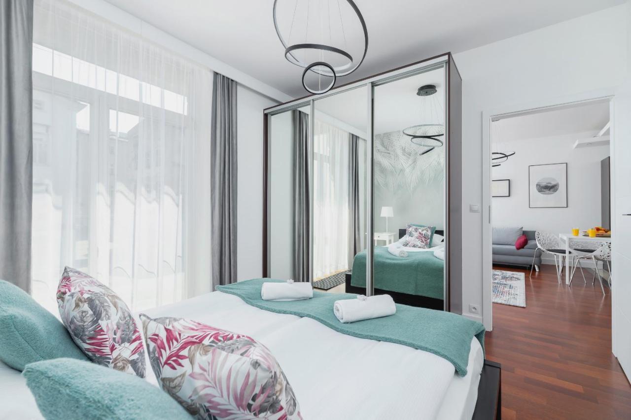 Apartment Lobzowska Cracow By Noclegi Renters Краків Екстер'єр фото